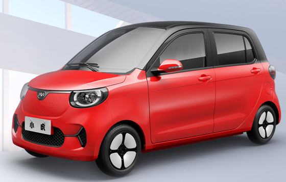ηλεκτρικό αυτοκίνητο 5 της EV βάσεων ροδών 2440mm πόρτες 4 καθίσματα με την τριαδική μπαταρία λίθιου